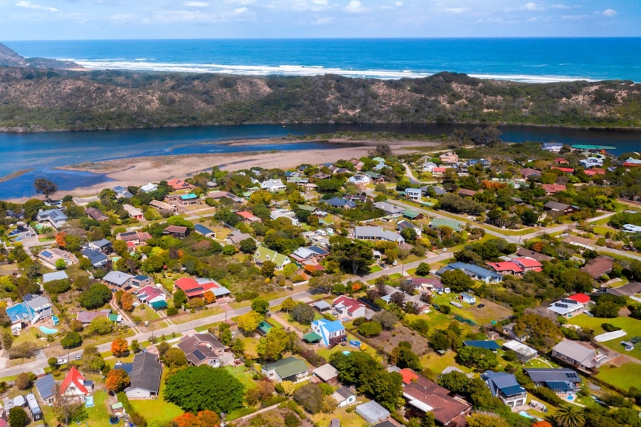 5 Bedroom Property for Sale in The Island Western Cape